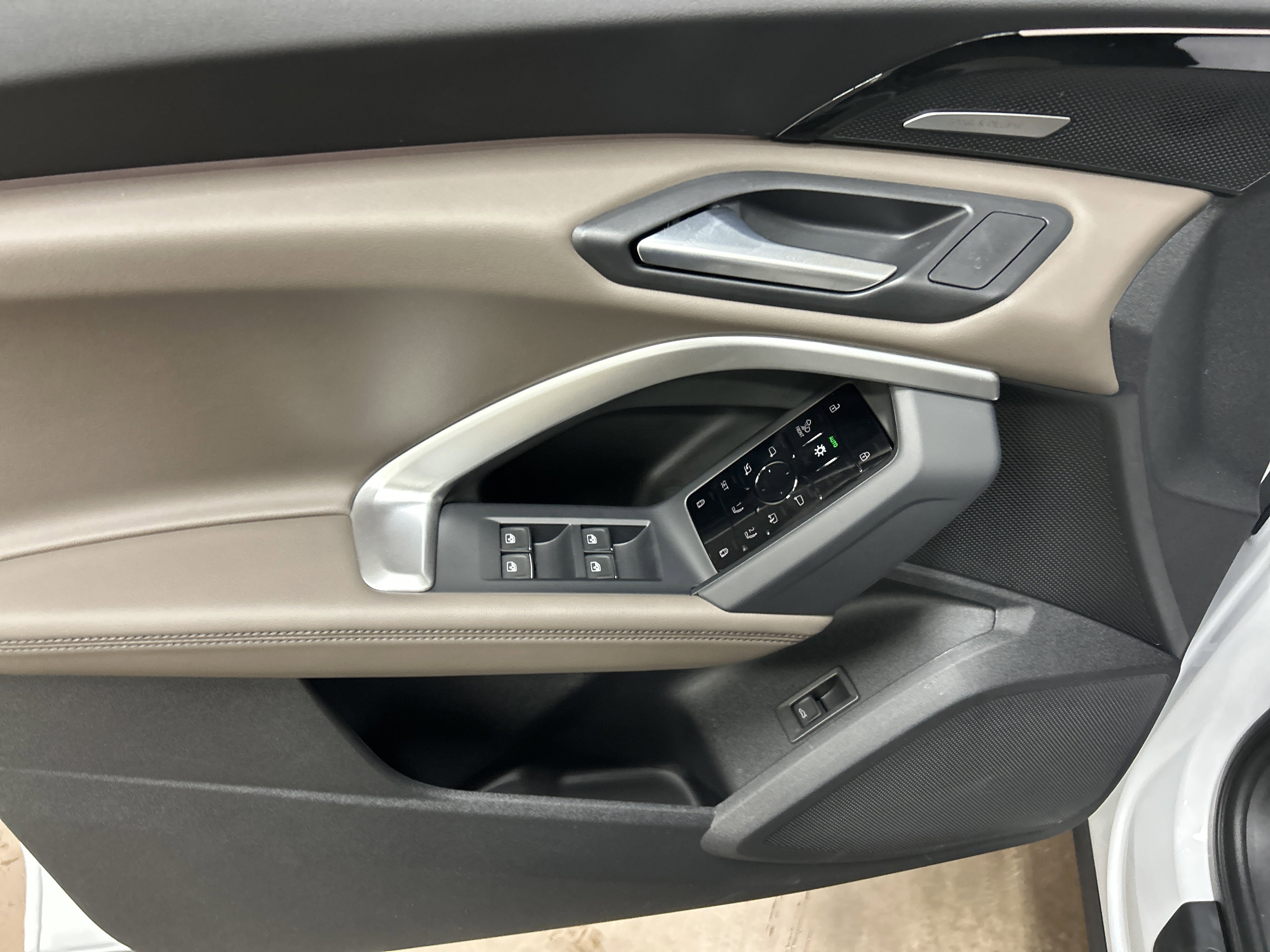 New 2025 Audi Q5 Premium Plus AWD/4WD image 13