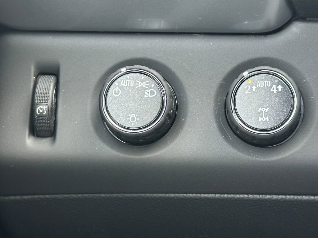 Used 2020 Chevrolet Tahoe LT image 29