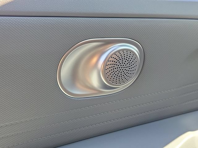 Certified 2026 Hyundai Elantra SE FWD image 17
