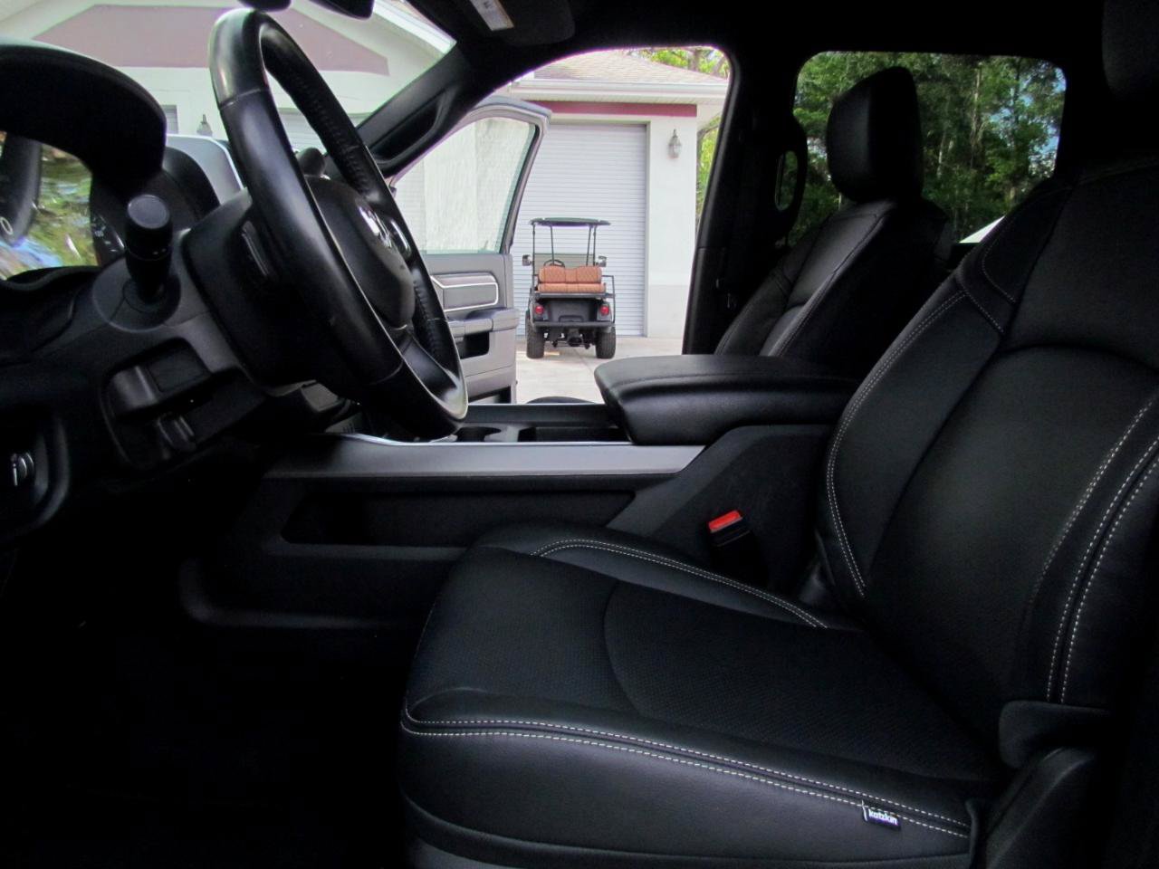 Used 2024 RAM 3500 Big Horn w/ Night Edition AWD/4WD image 21