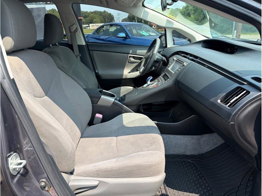 Used 2012 Toyota Prius Two FWD image 12
