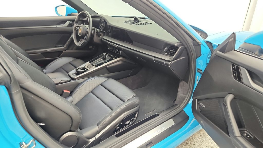 Used 2020 Porsche 911 Carrera S RWD image 20