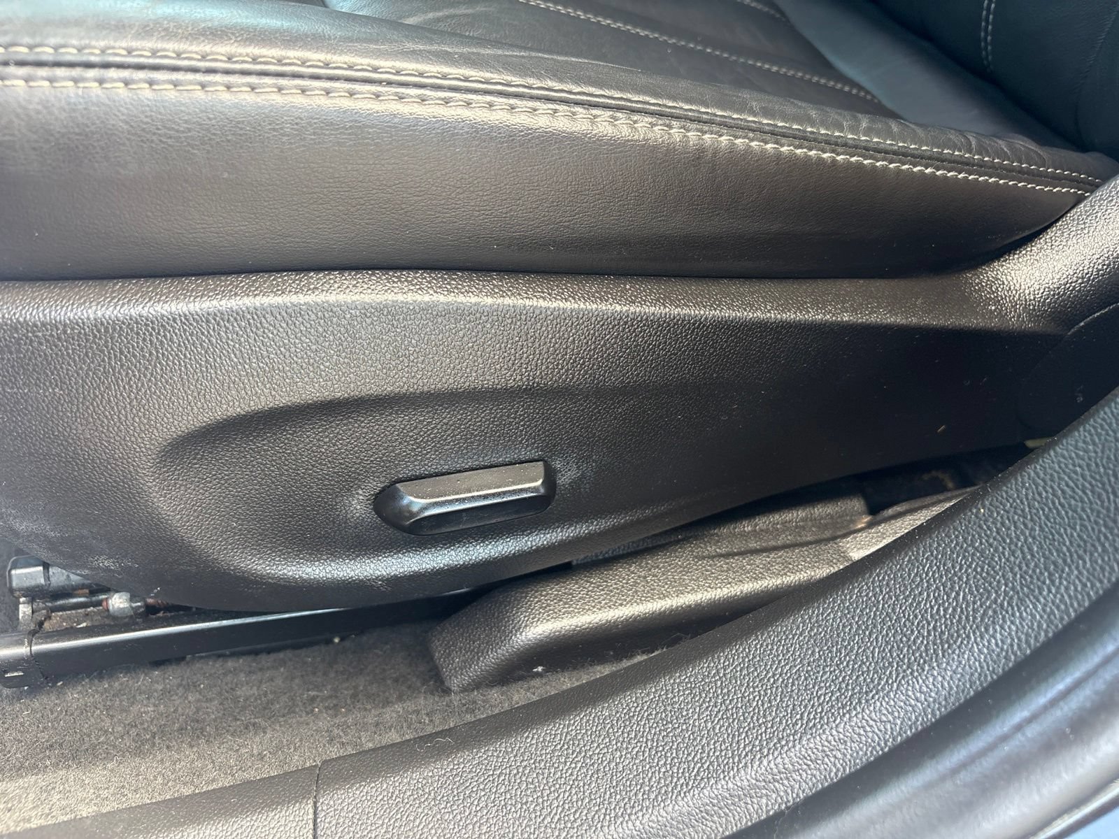 Used 2015 Buick Verano Leather w/ Experience Buick Package FWD image 23