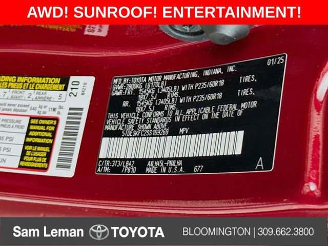 Used 2025 Toyota Sienna Platinum image 36