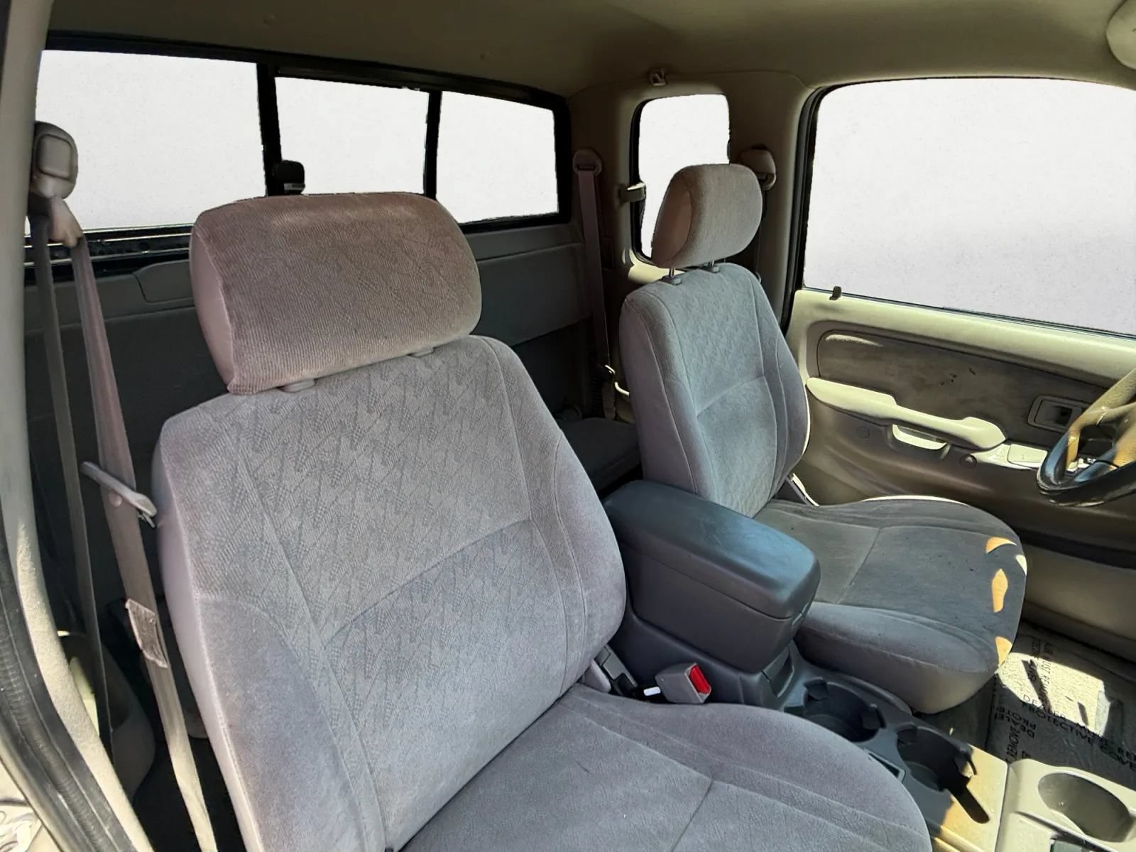 Used 2004 Toyota Tacoma 2WD Xtracab w/ Convenience Pkg image 24