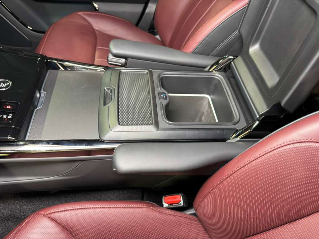Used 2024 Land Rover Range Rover Sport Autobiography image 34