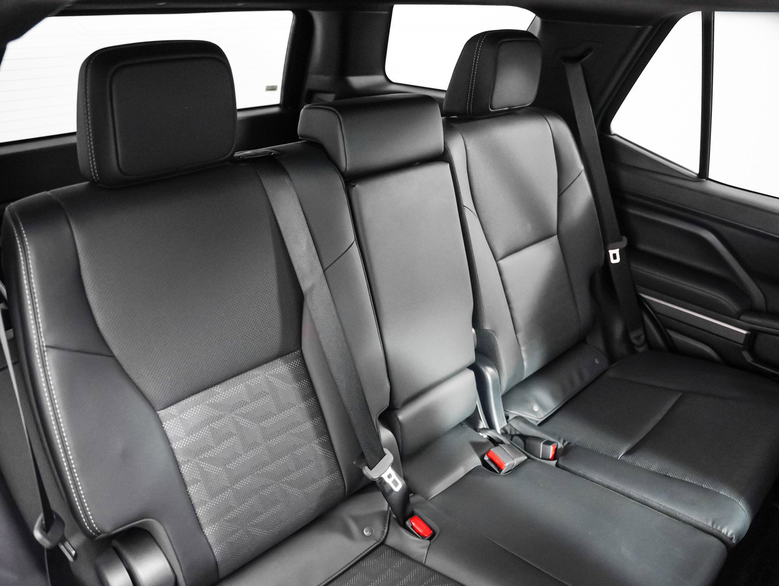 Used 2025 Toyota 4Runner TRD Off-Road Premium w/ Tow Technology Package image 10