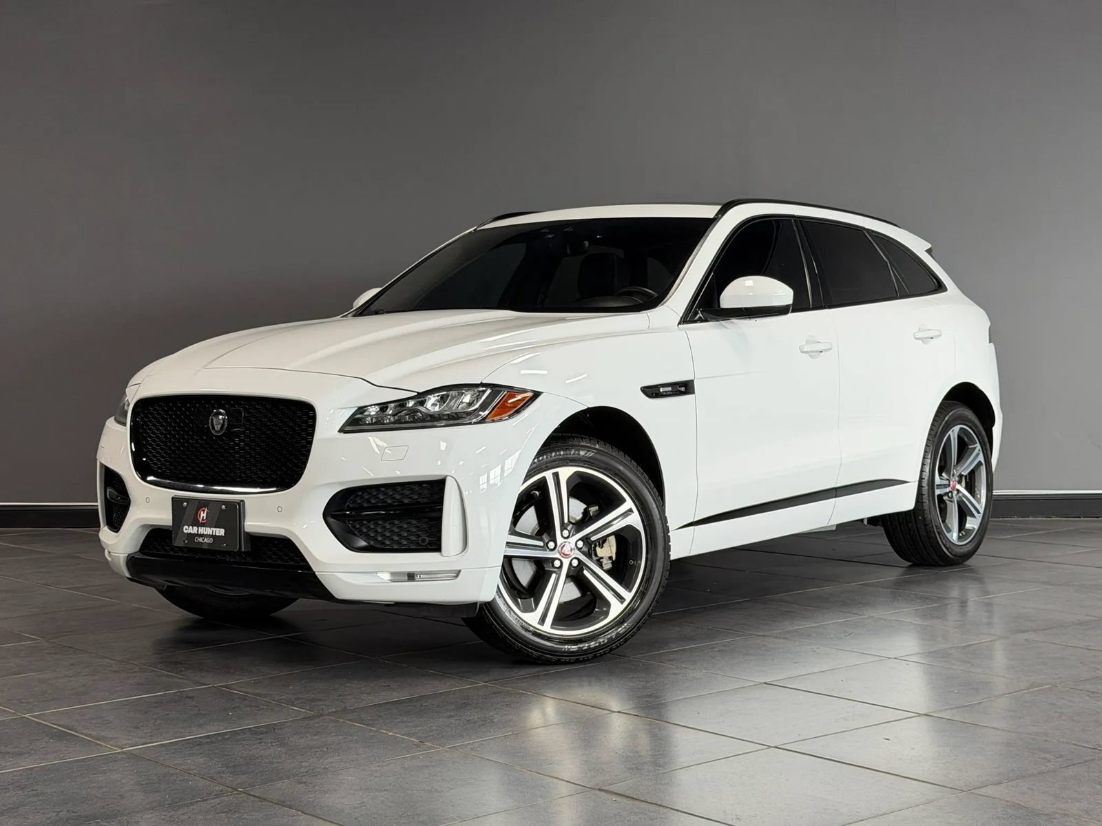 Used 2019 Jaguar F-PACE R-Sport AWD/4WD image 1
