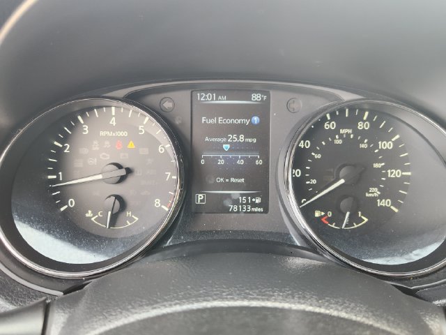 Used 2017 Nissan Rogue S FWD image 14