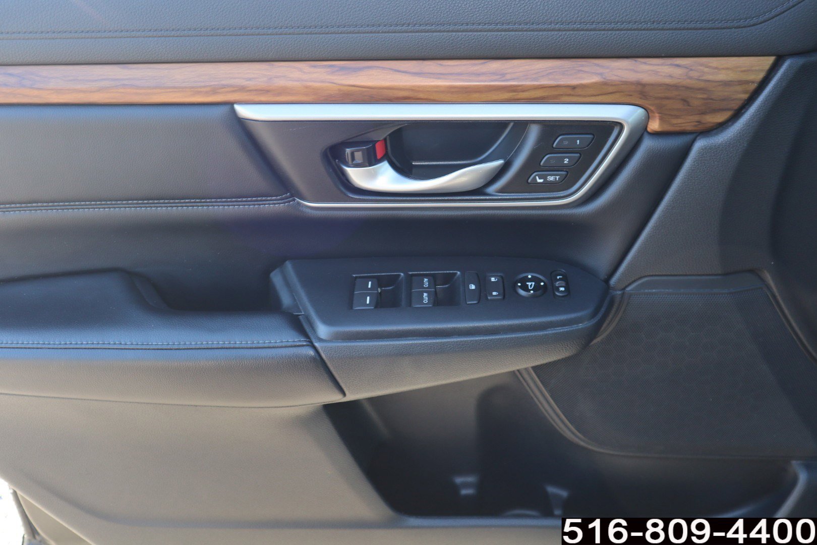 Used 2018 Honda CR-V Touring image 18