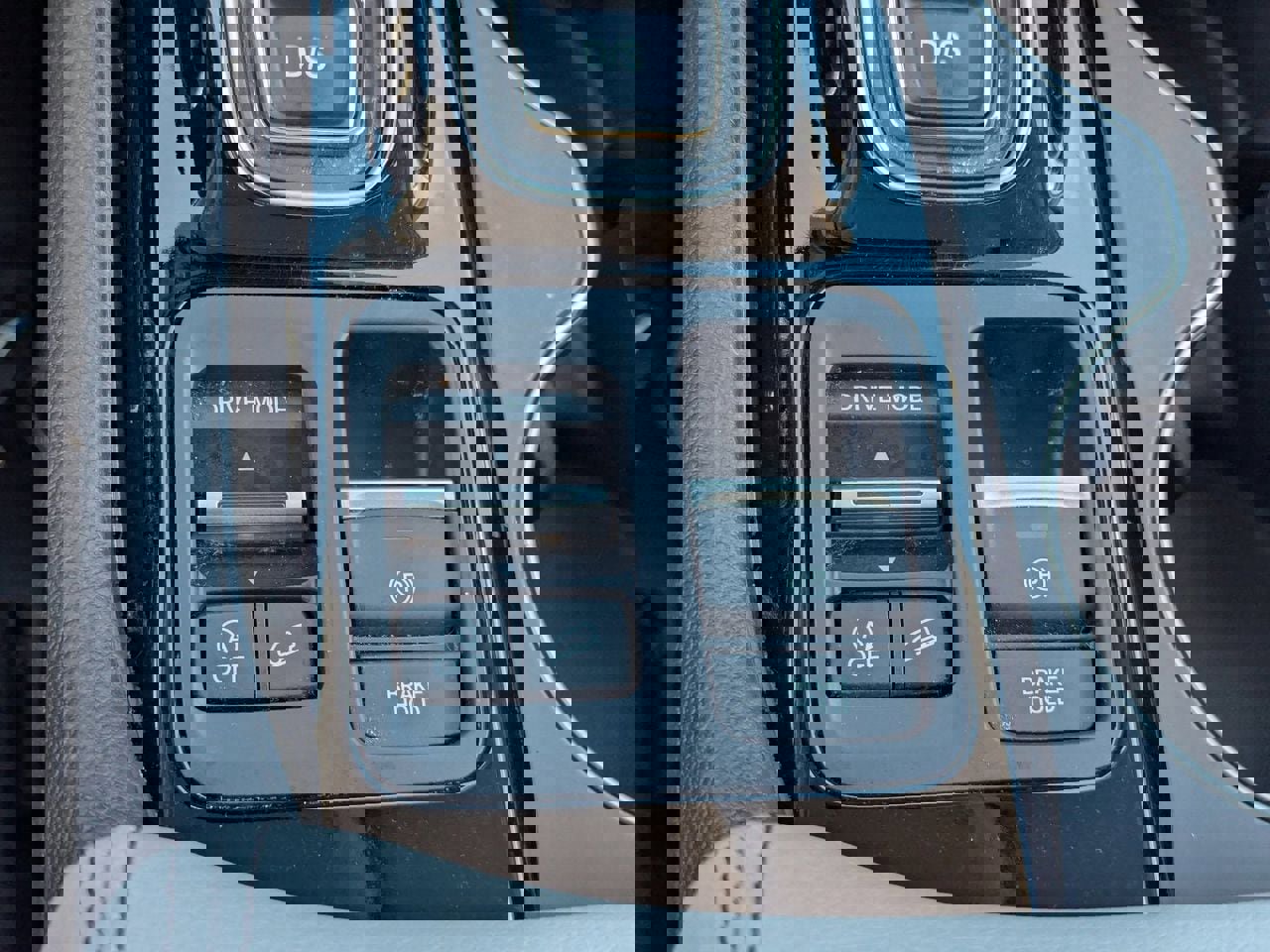 Used 2025 Honda Pilot EX-L image 29