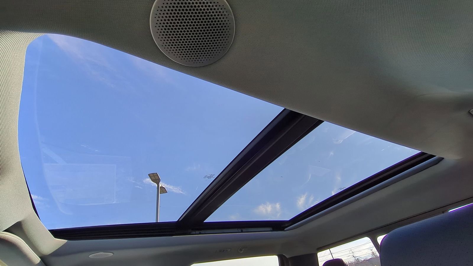 New 2024 Ford F250 Lariat w/ Lariat Ultimate Package image 19