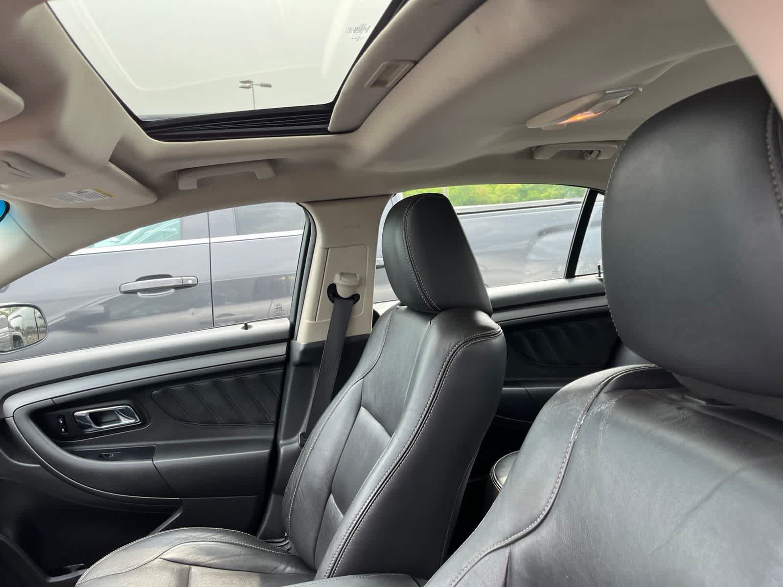 Used 2011 Ford Taurus SEL w/ 201A Rapid Spec Order Code FWD image 24