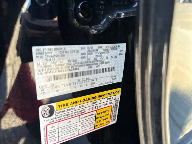 Certified 2025 Ford Expedition Platinum image 42