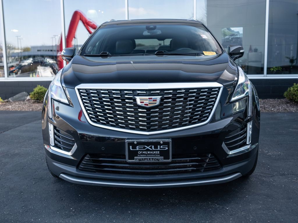 Used 2023 Cadillac XT5 Premium Luxury AWD/4WD image 2