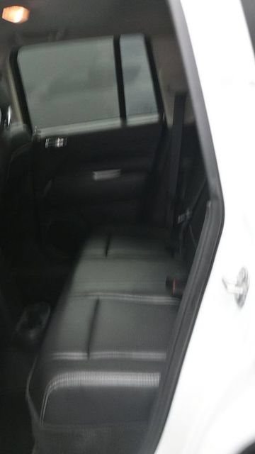Used 2017 Jeep Compass High Altitude AWD/4WD image 12