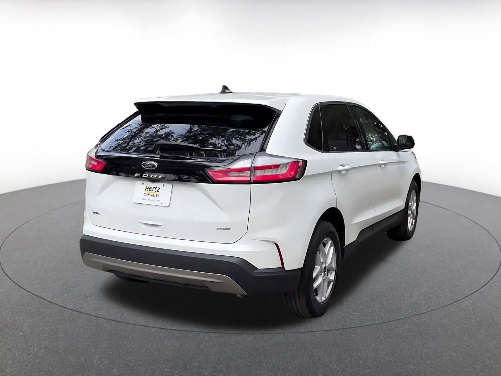 Used 2024 Ford Edge SEL image 14