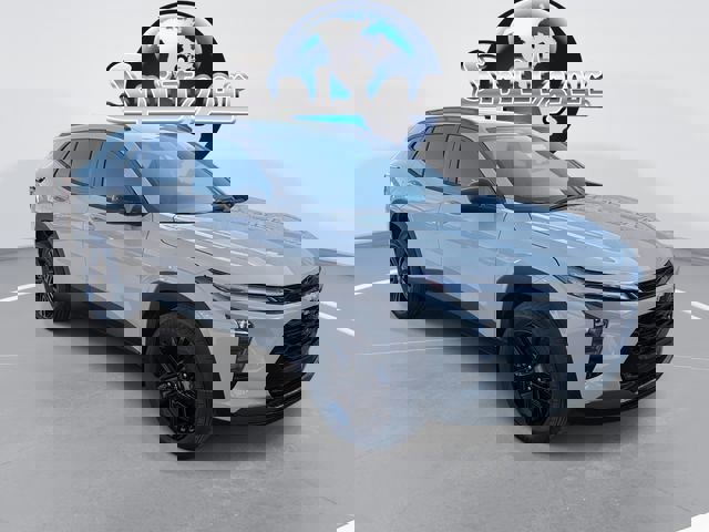 New 2026 Chevrolet Trax ACTIV w/ Sunroof Package