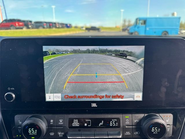 Used 2024 Toyota Grand Highlander Limited image 29