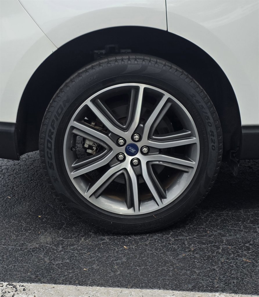 Used 2022 Ford Edge Titanium AWD/4WD image 41