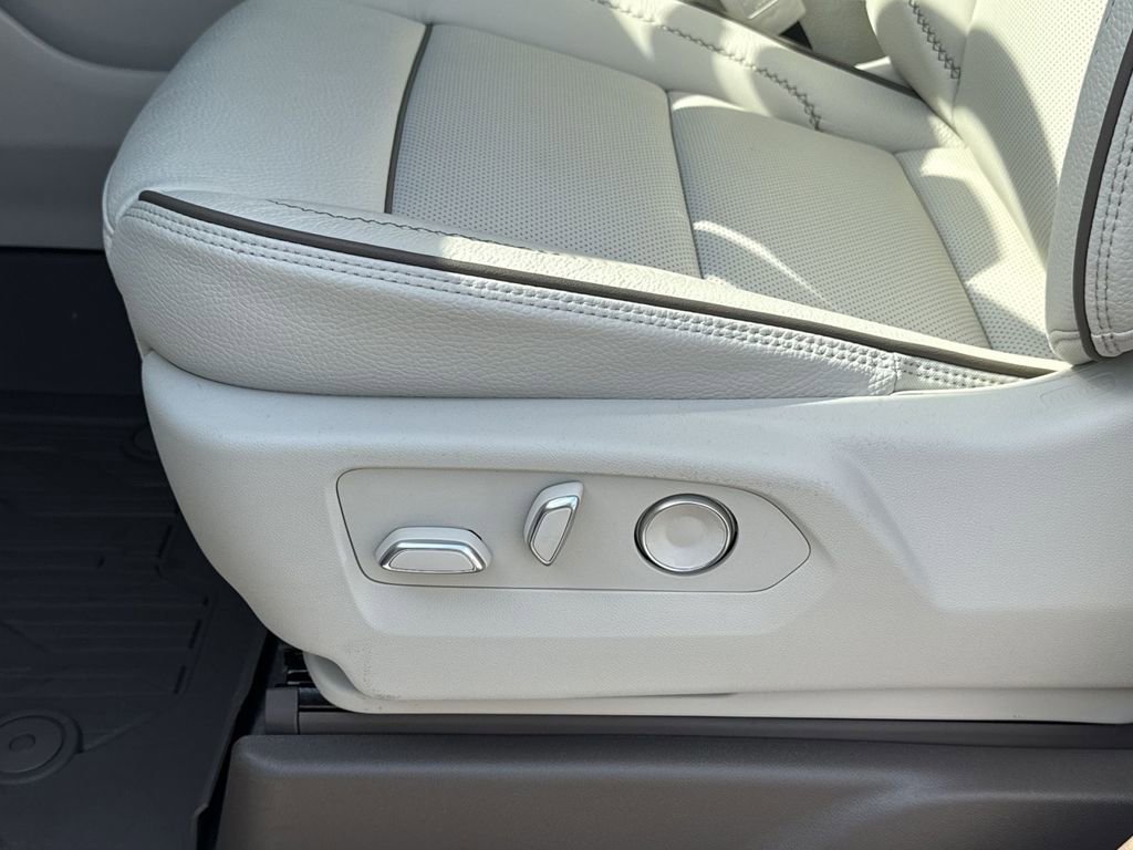 New 2026 GMC Yukon XL Denali w/ Sun & Power Step Package image 14