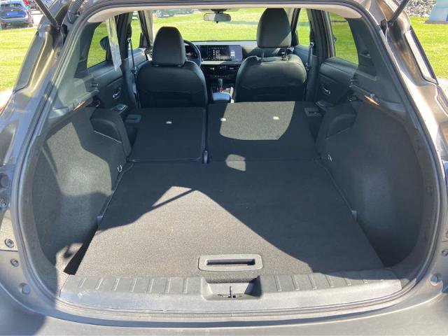 Used 2026 Nissan Kicks SR FWD image 8