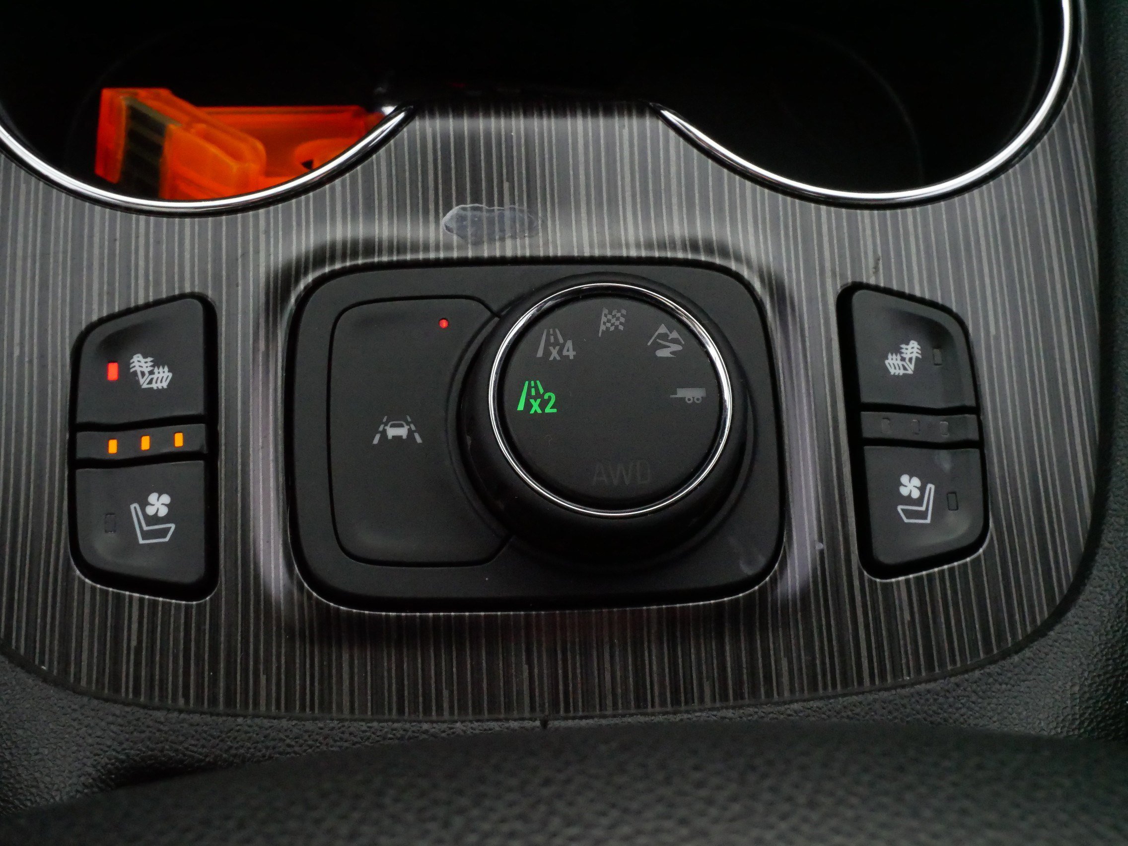 Used 2023 GMC Acadia SLT w/ Elevation Edition image 26