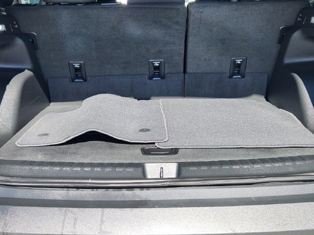 Used 2025 Chevrolet Blazer EV LT AWD/4WD image 34