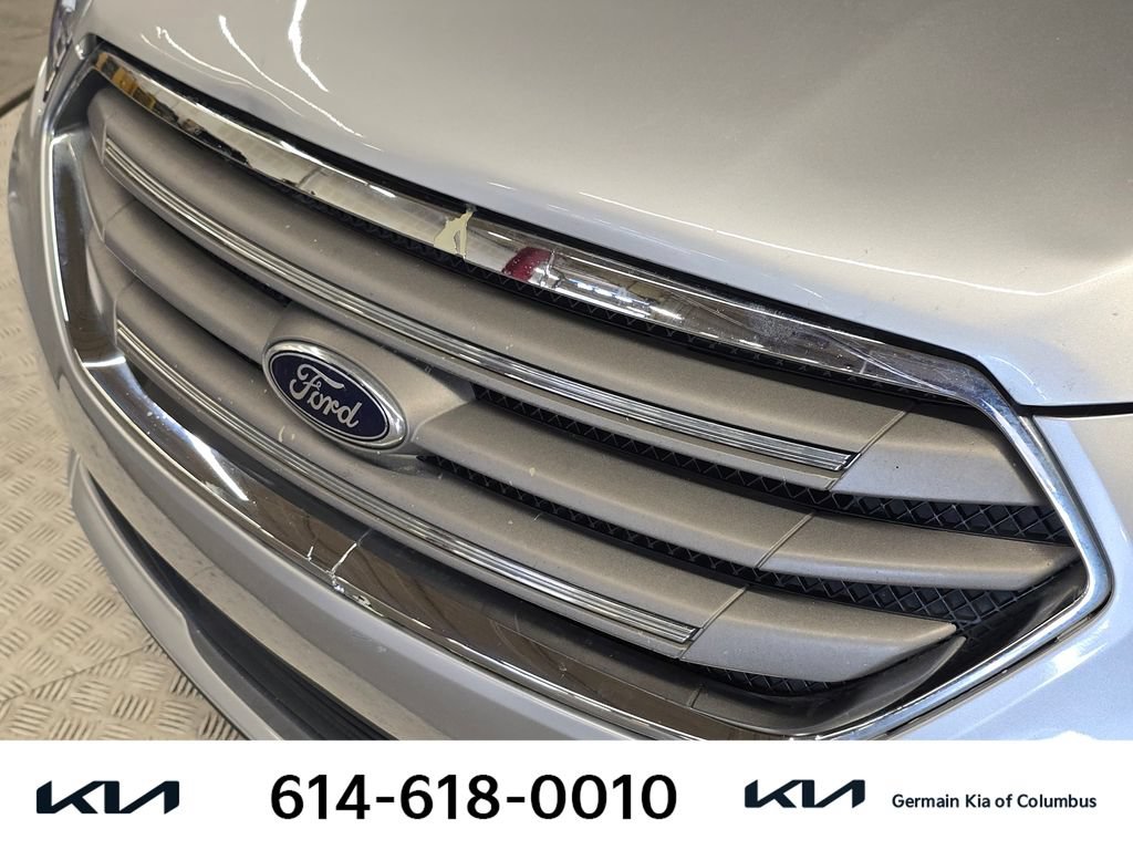 Used 2013 Ford Taurus SEL FWD image 14