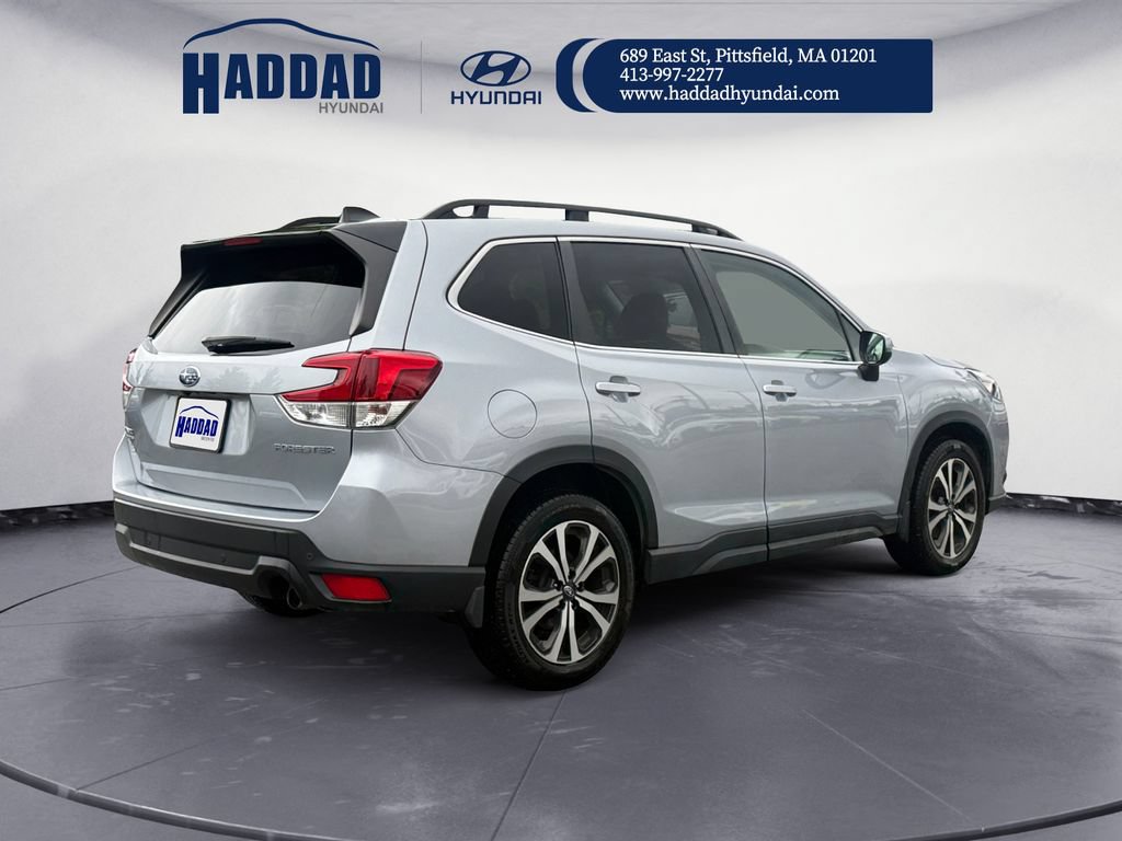Used 2024 Subaru Forester Limited AWD/4WD image 5