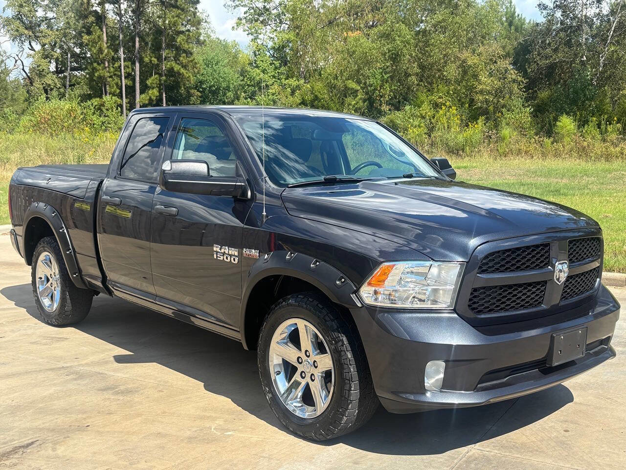 Used 2015 RAM 1500 Express image 2