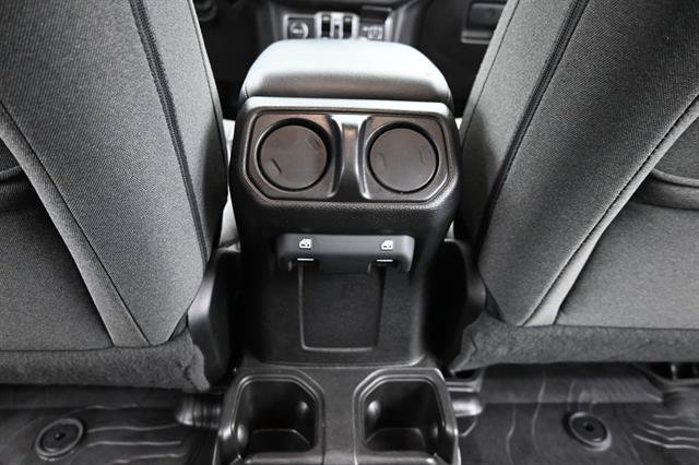 Used 2025 Jeep Wrangler Unlimited Sport AWD/4WD image 13
