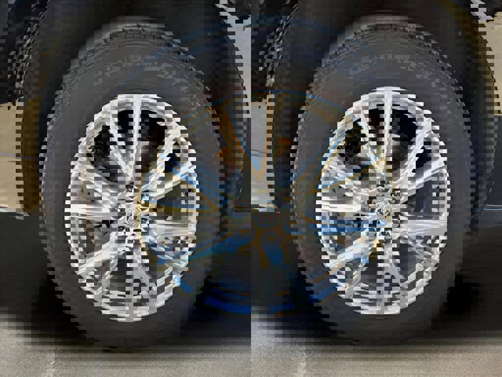 Used 2023 Buick Enclave Essence w/ Experience Buick Package image 7