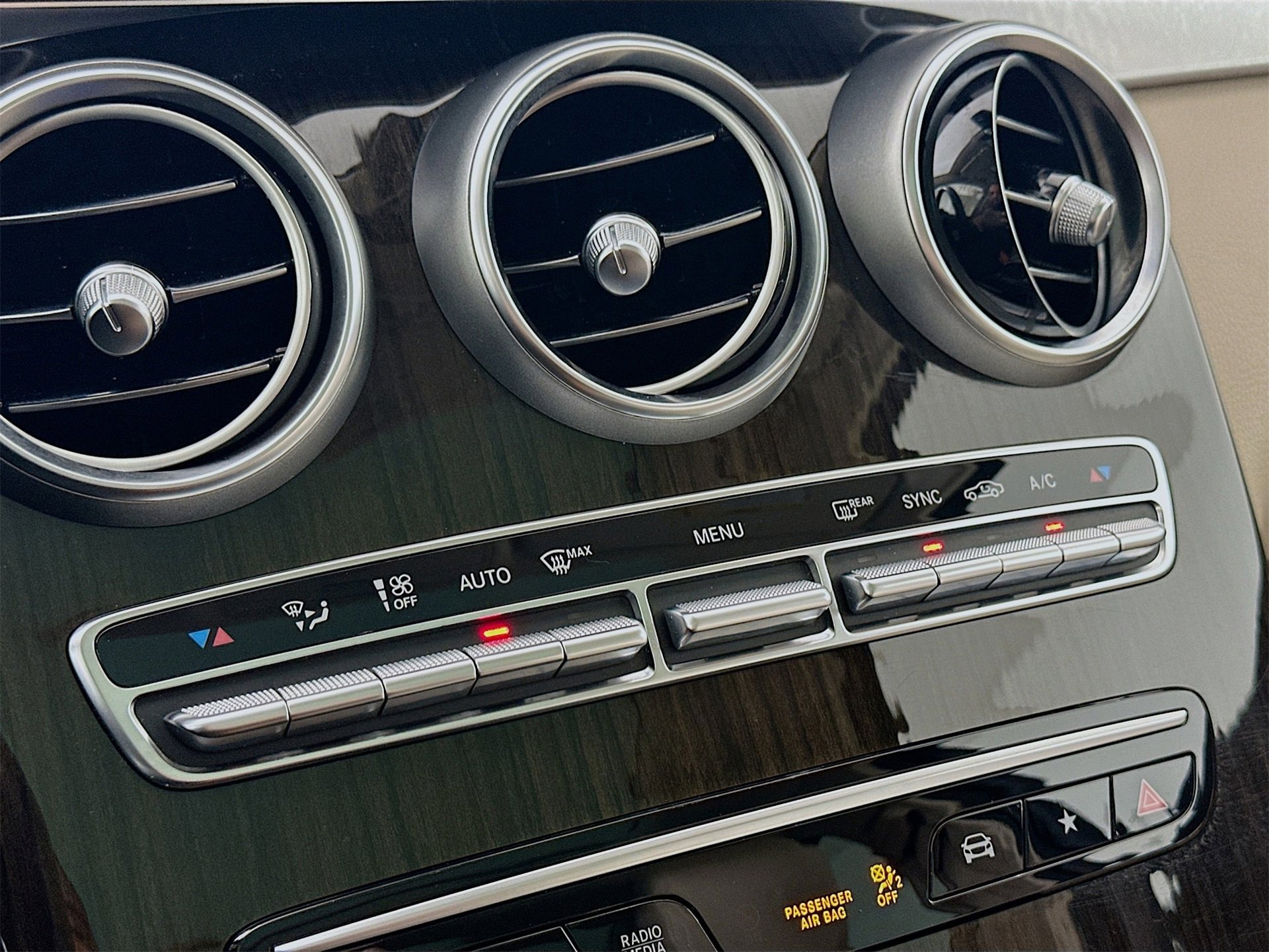 Certified 2021 Mercedes-Benz GLC 300 4MATIC image 16