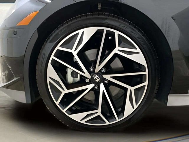 Used 2025 Hyundai Ioniq 6 Limited RWD image 88