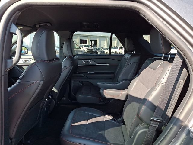 Used 2025 Ford Explorer ST AWD/4WD image 10