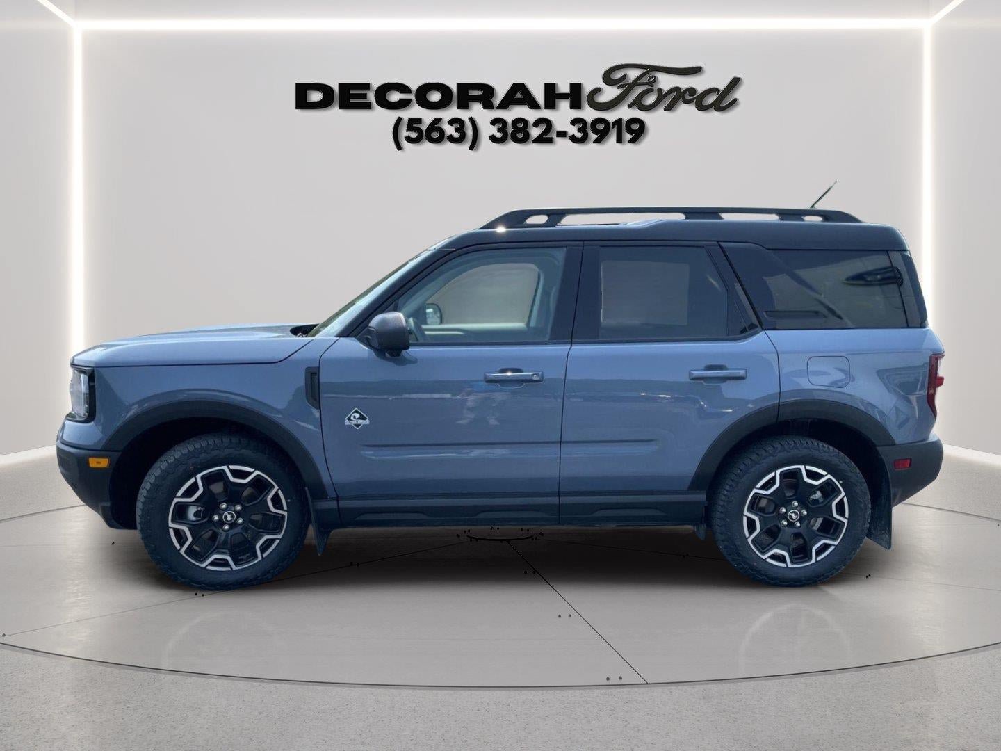 Certified 2025 Ford Bronco Sport Outer Banks w/ Outer Banks Tech Package+ AWD/4WD image 4
