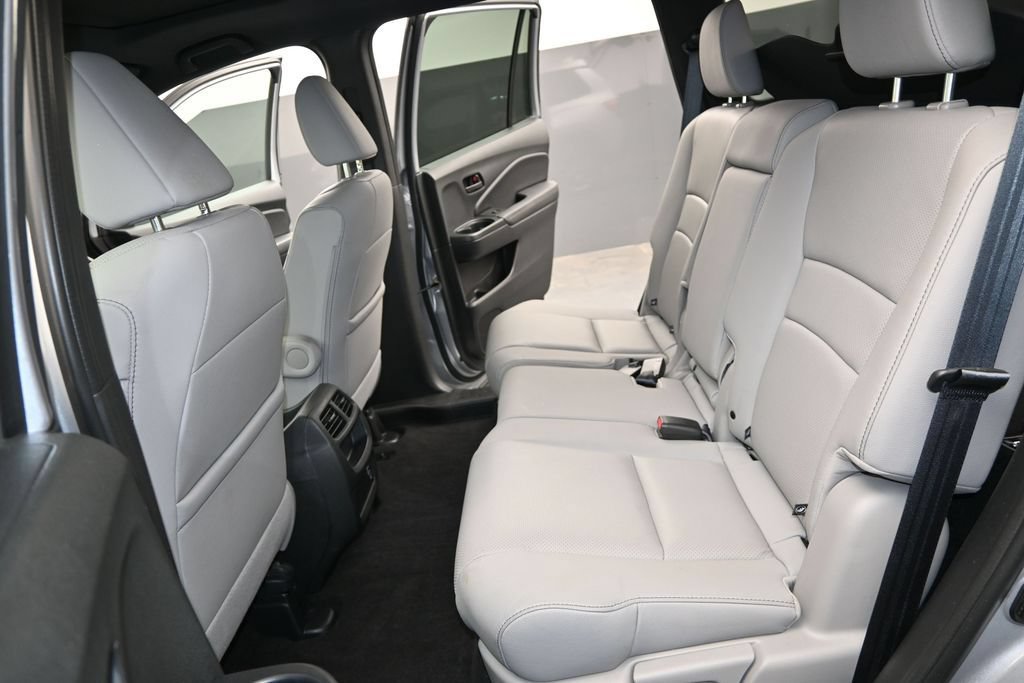 Used 2023 Honda Passport EX-L image 14