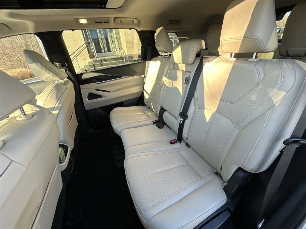 Certified 2024 INFINITI QX60 Sensory w/ Vision Package image 23