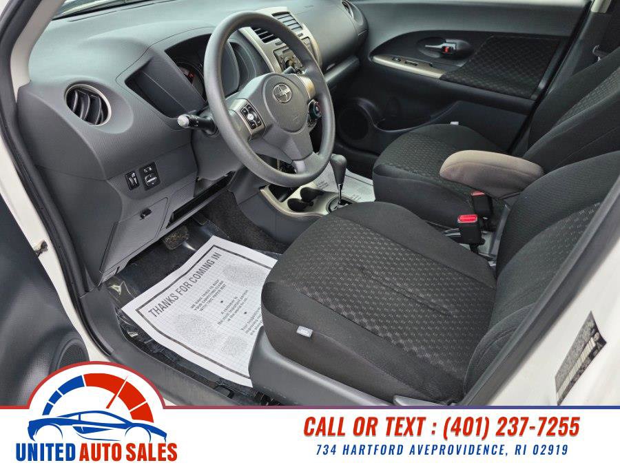 Used 2013 Scion xD FWD image 9