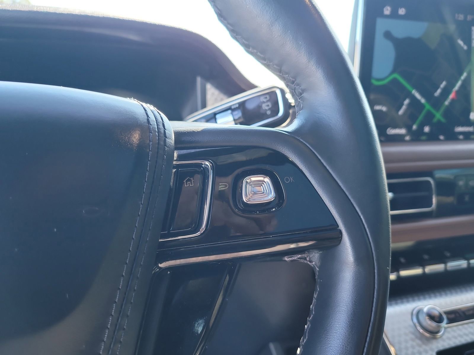 Used 2023 Lincoln Aviator Grand Touring w/ Equipment Group 301A image 30