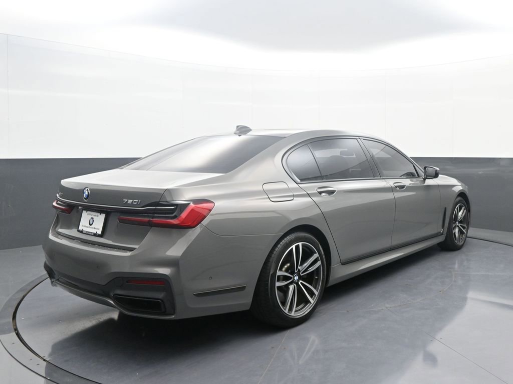 Used 2022 BMW 750i xDrive w/ Executive Package AWD/4WD image 7