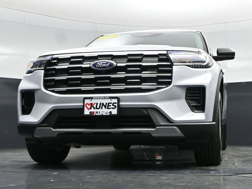 New 2026 Ford Explorer Active image 57