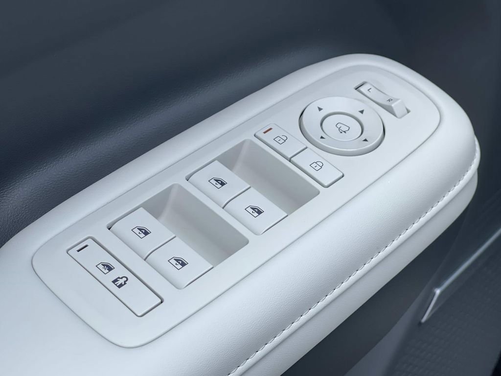 New 2026 Hyundai Santa Fe Calligraphy FWD image 21