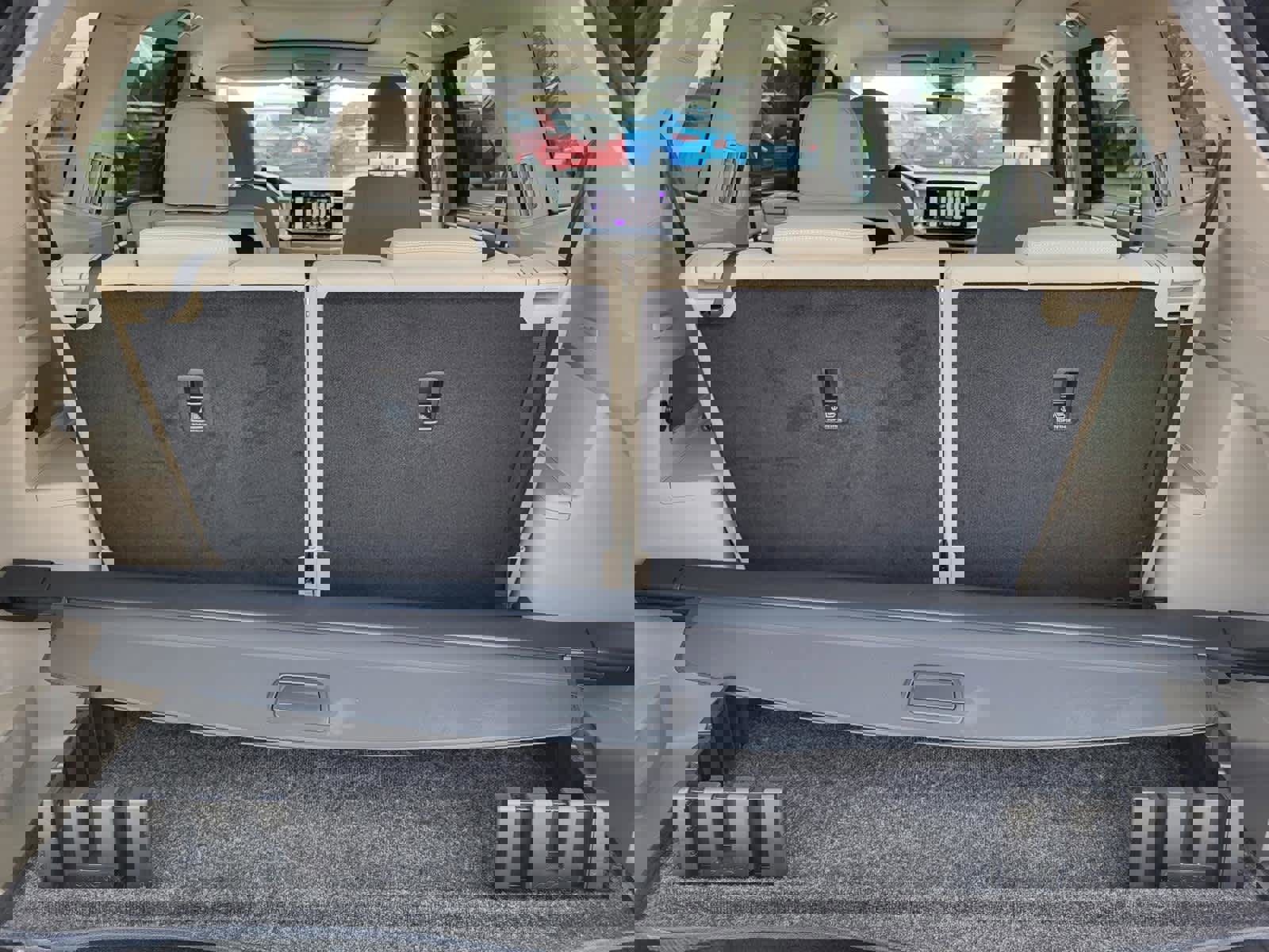 Used 2024 Volkswagen Atlas SEL Premium R-Line image 13