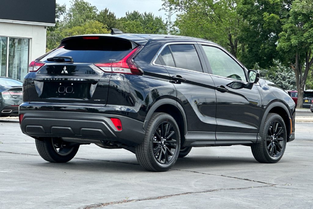 New 2026 Mitsubishi Eclipse Cross LE AWD/4WD image 7