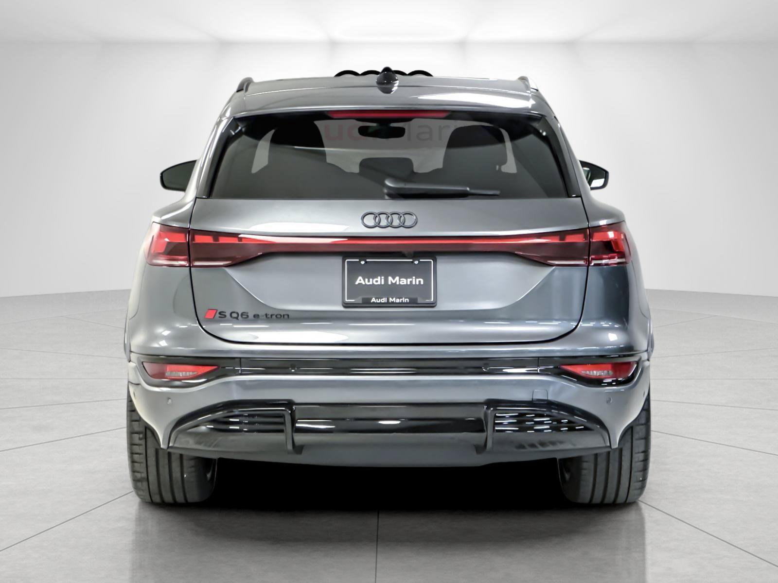 New 2027 Audi SQ6 e-tron Premium Plus AWD/4WD image 4