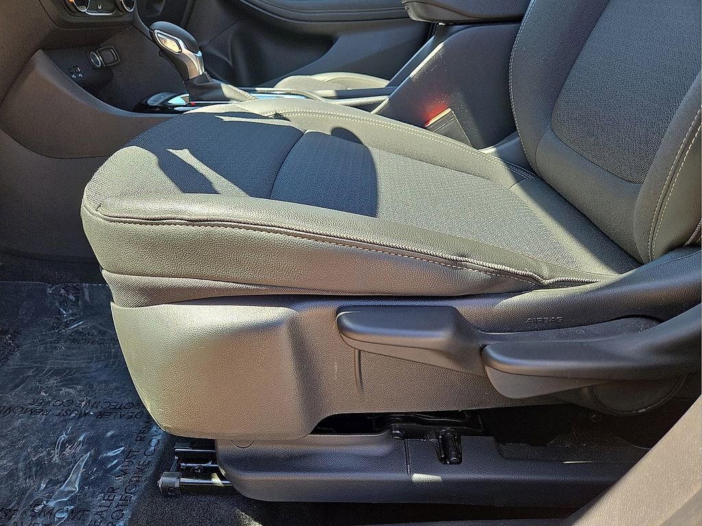 Used 2025 Buick Encore GX Preferred image 23