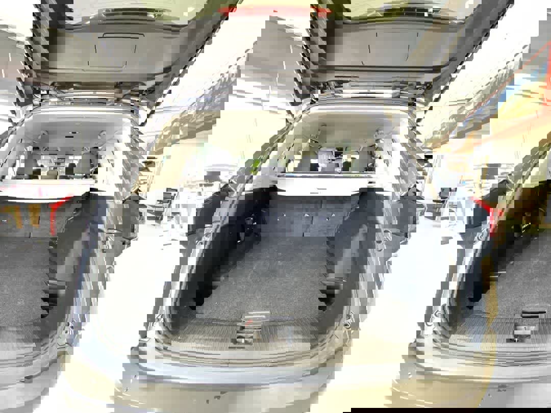 Used 2022 Nissan Rogue SV image 25