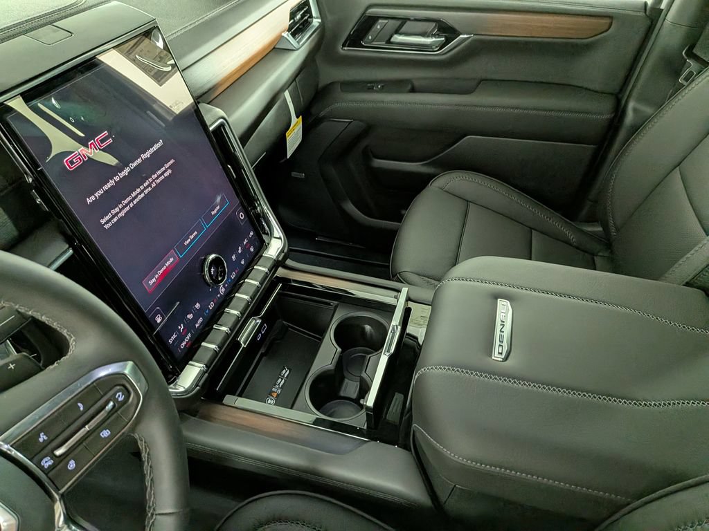 New 2026 GMC Yukon Denali AWD/4WD image 28